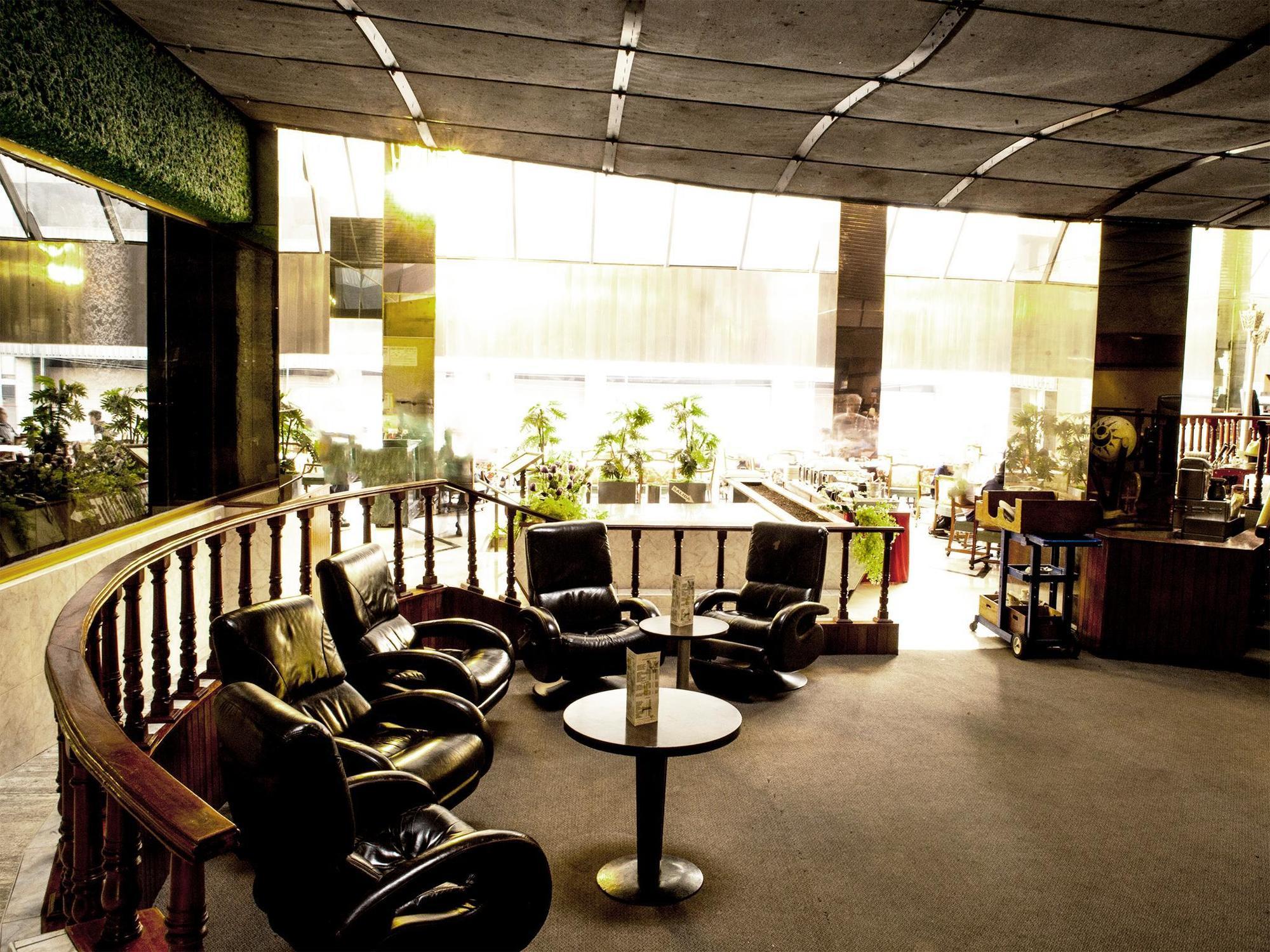 Hotel Plaza Madrid Мехико Экстерьер фото