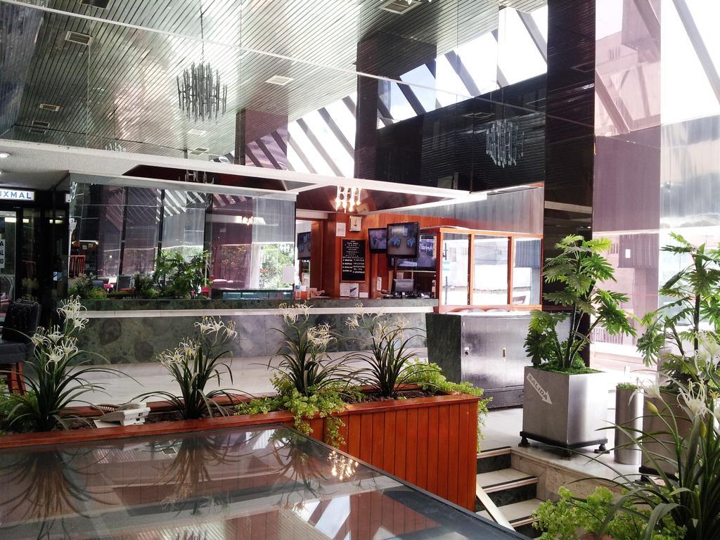 Hotel Plaza Madrid Мехико Экстерьер фото